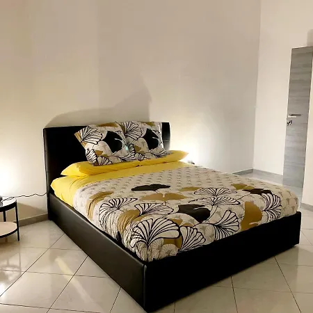 Casa Miracoli 40 נאפולי