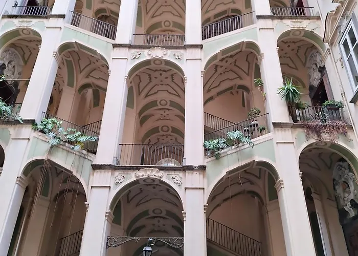 Casa Miracoli 40 * Naples